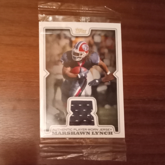 Marshawn Lynch 2008 Topps jersey card - Picture 1 of 4